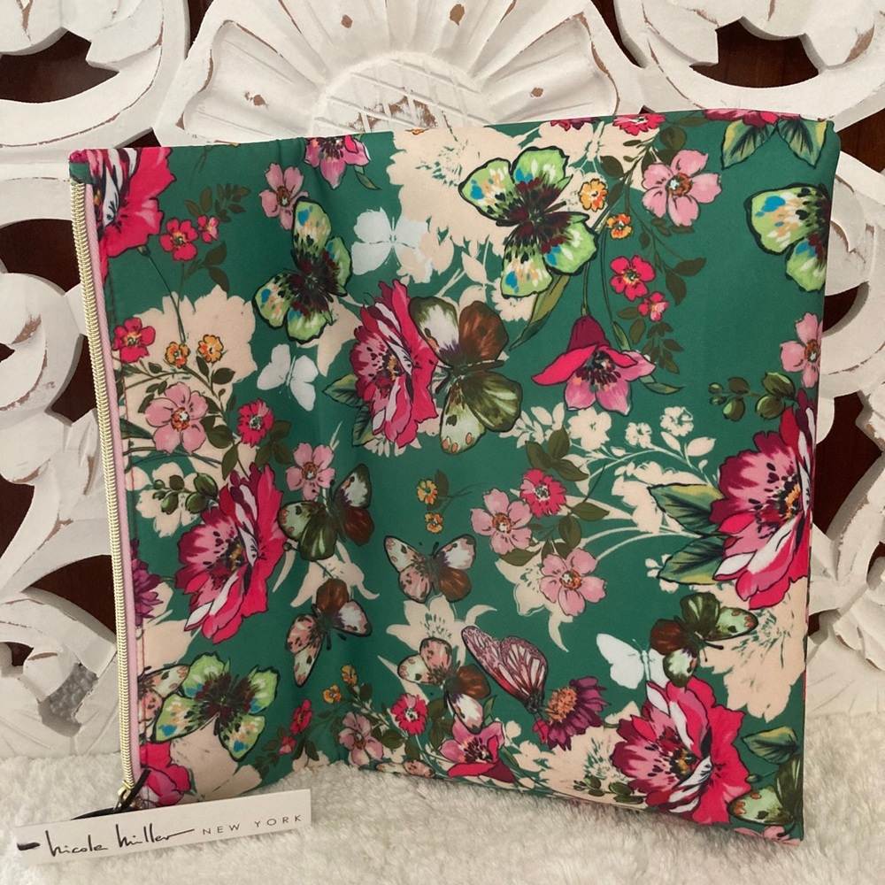 Nicole Miller Makeup Bag 🌿🌸🌿🌺🌿 - Picture 3 of 6